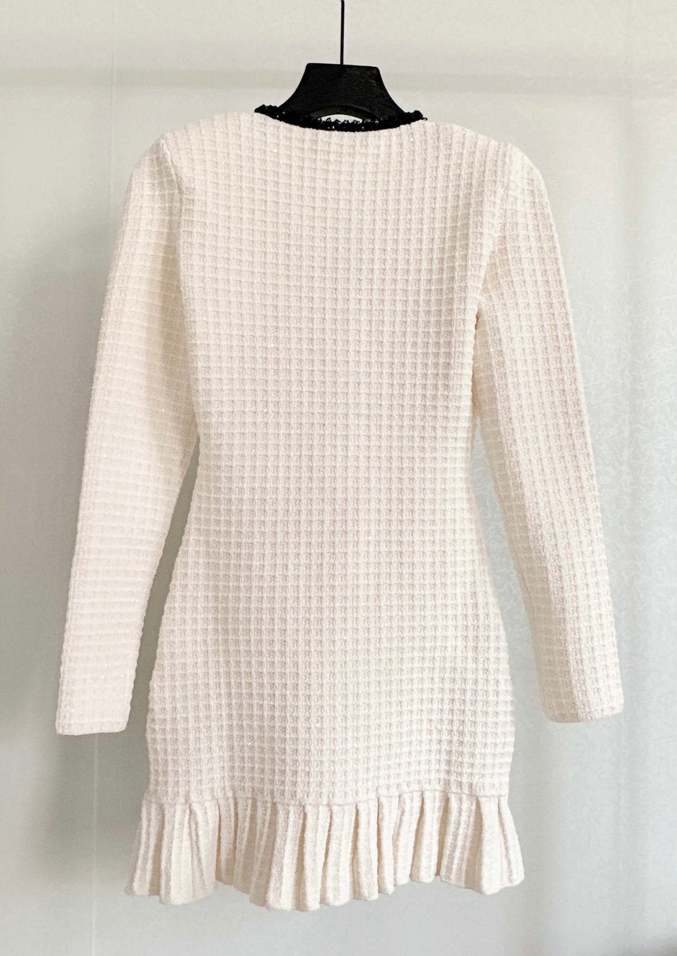 VICTORIA CREAM TEXTURED KNIT MINI DRESS    - White