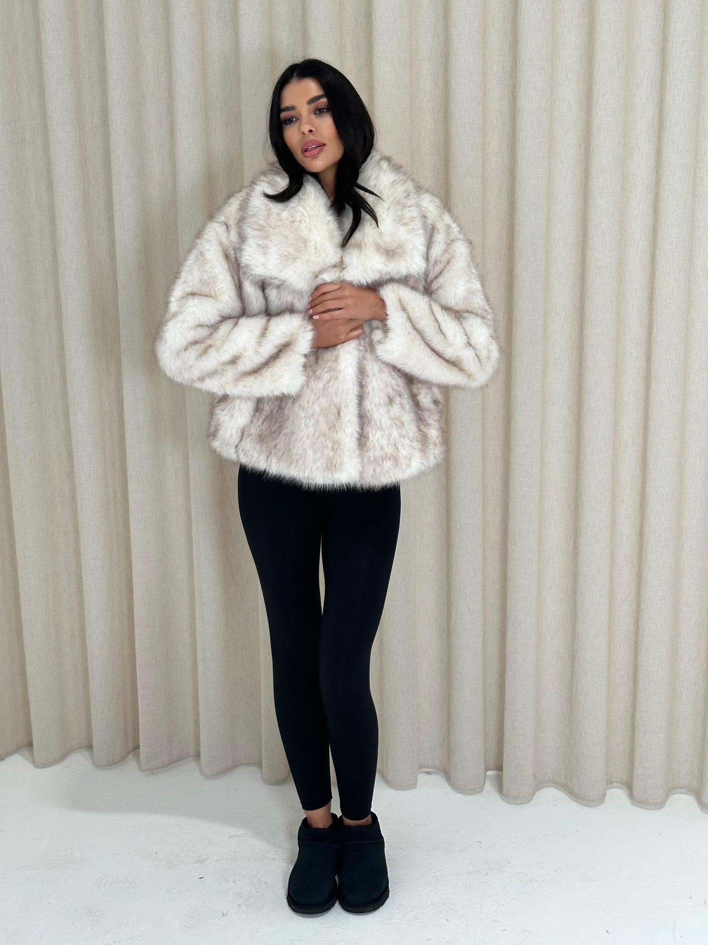 TAWNY Faux Fur Long Sleeved Jacket In Toasted Marshmallow