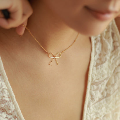 Dainty Bow Necklace