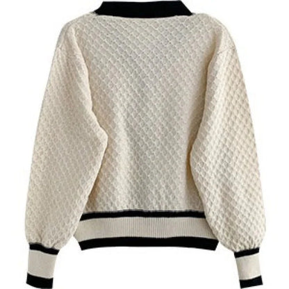 Loose Long Sleeved Knit